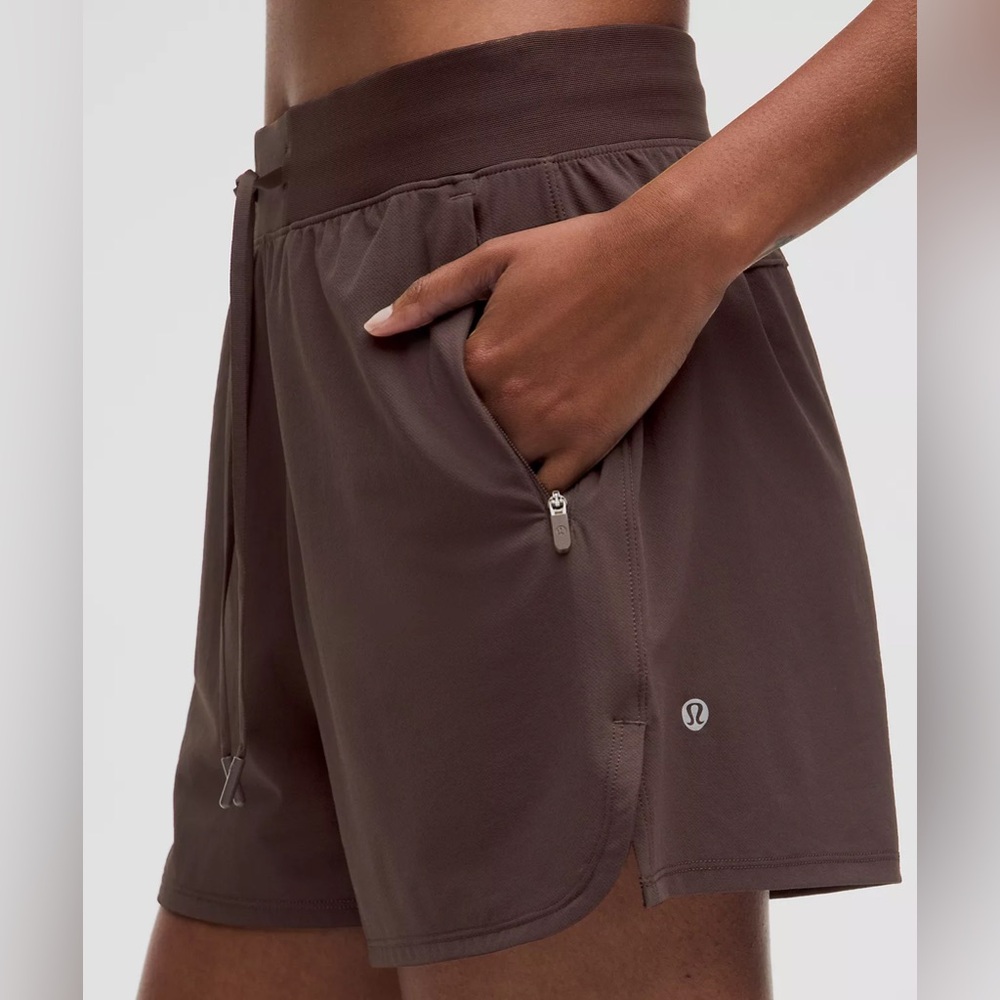 Licensed to train lululemon shorts